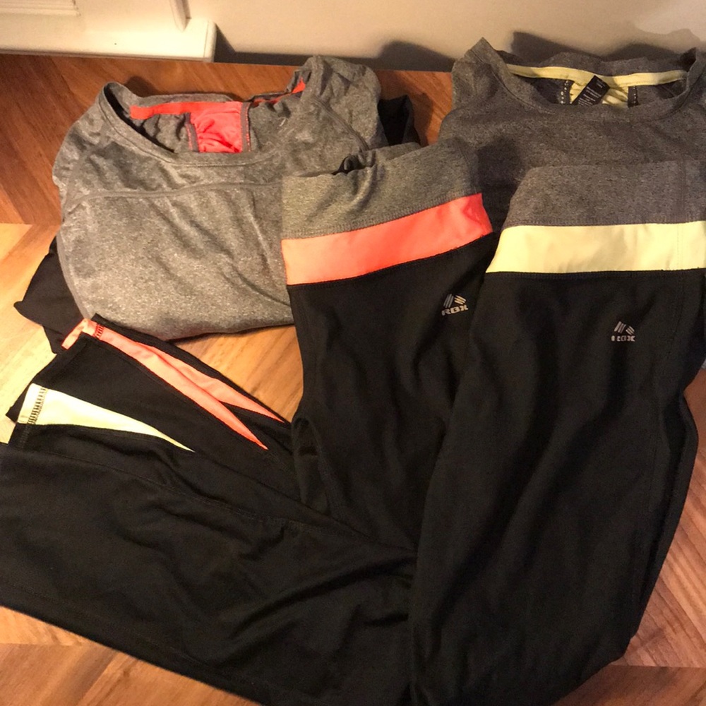 Set of two matching gym pants.